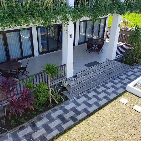 Moana Beach Villa Medewi
