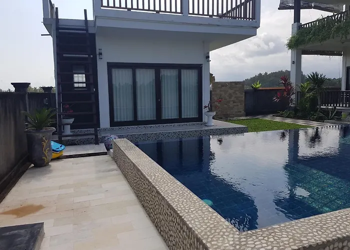 Moana Beach Medewi * Airsatang